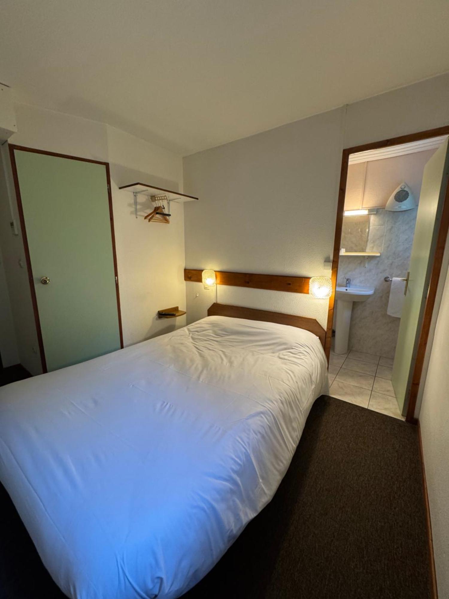 Symp'Hotel Nivolas-Vermelle Kültér fotó